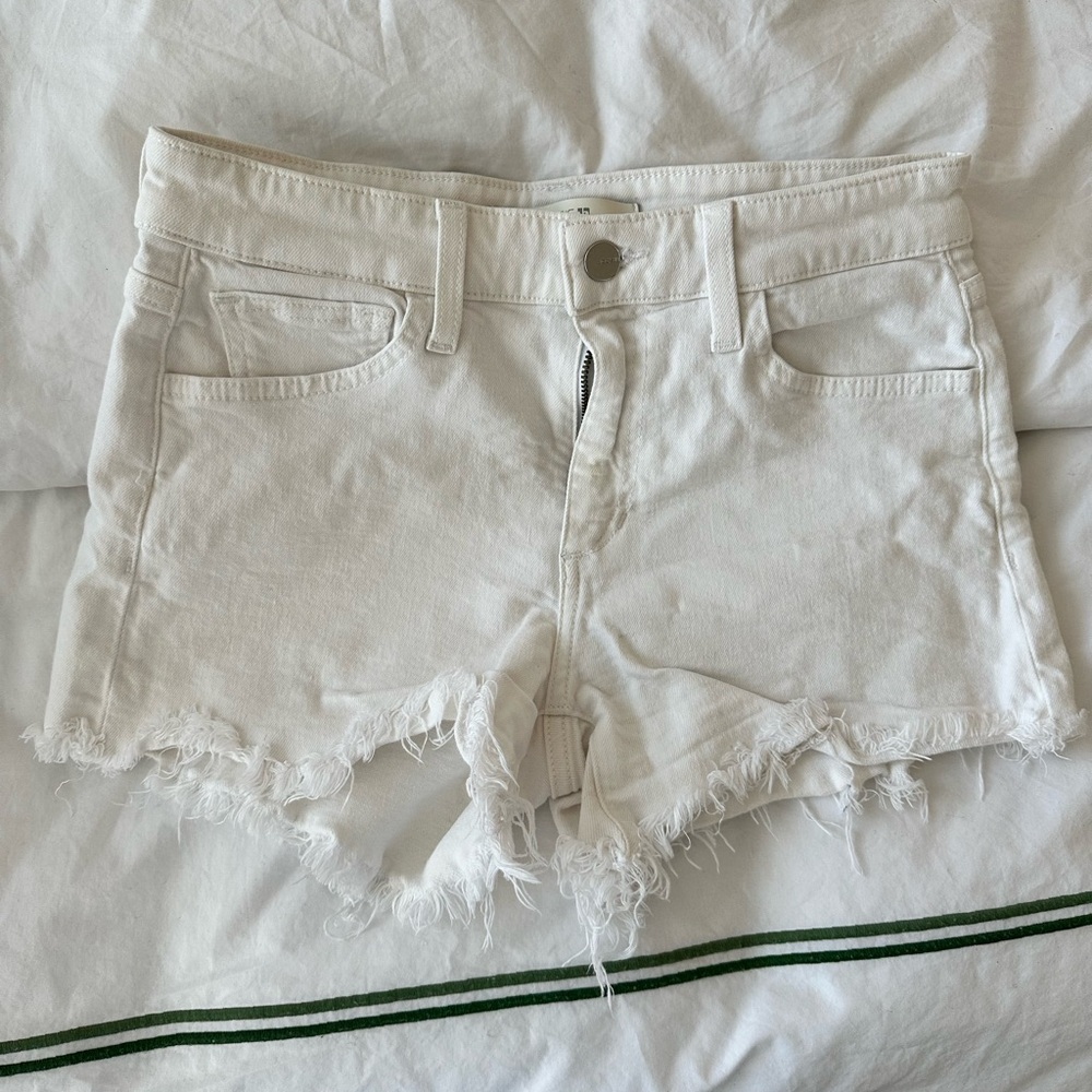 Joe’s White Denim Cut Off Shorts Size 26